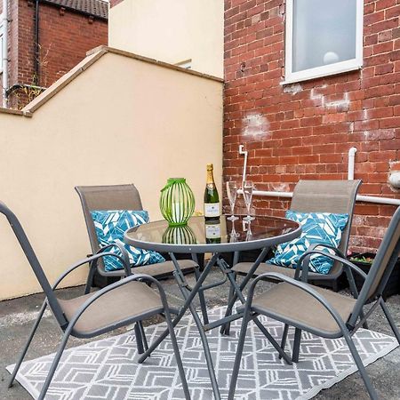 Hopetown Apartment-Modern 1 Bed With Free Parking Normanton  Bagian luar foto