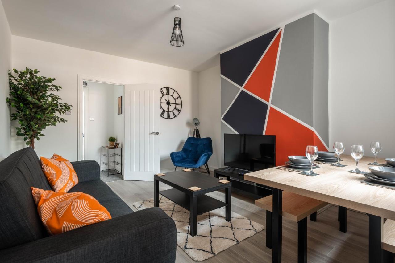 Hopetown Apartment-Modern 1 Bed With Free Parking Normanton  Bagian luar foto